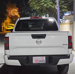 نيسان فرونتر